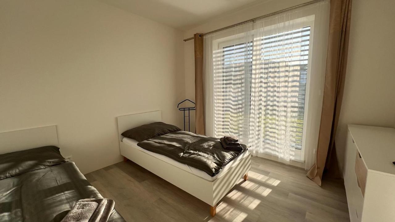 Klimatizovany Apartmanovy Dom S Virivkou, 9B Villa Janosikova Dış mekan fotoğraf