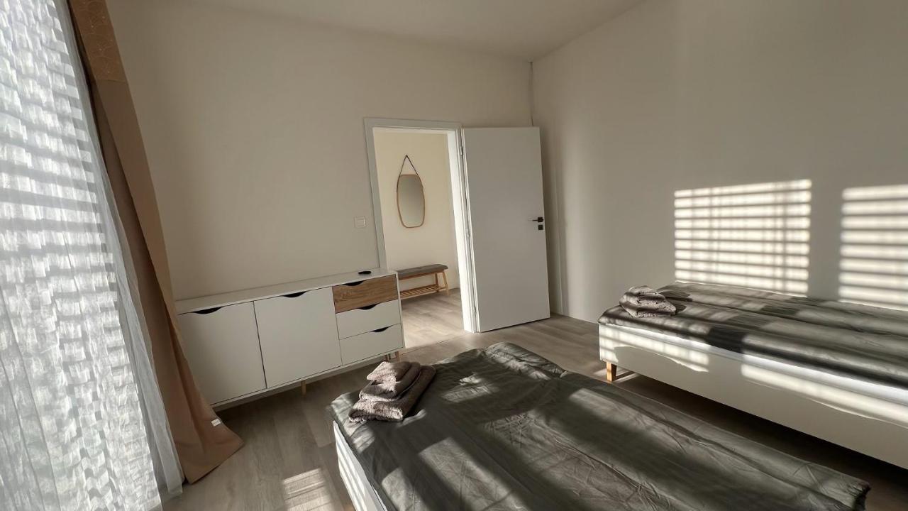 Klimatizovany Apartmanovy Dom S Virivkou, 9B Villa Janosikova Dış mekan fotoğraf